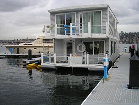 PeeWee's Playhouse Housebarge