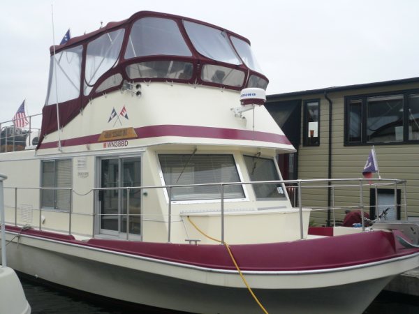 Jag Time III outside dock on Lake Union