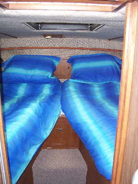 SeeView boat house vberth with twin beds