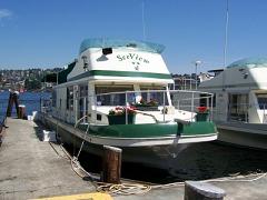 SeeView houseboat rental